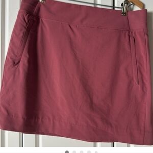 Athleta Brooklyn Skort, likely in the "Red Rock" colorway. size 10